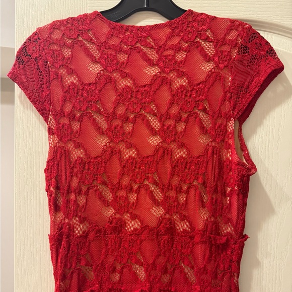 Nightcap by Carisa Rene Lace Gown - Picture 8 of 8